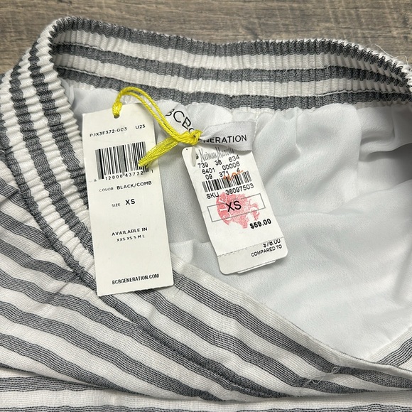 Bcbg generation skirt size Xs - Picture 2 of 3